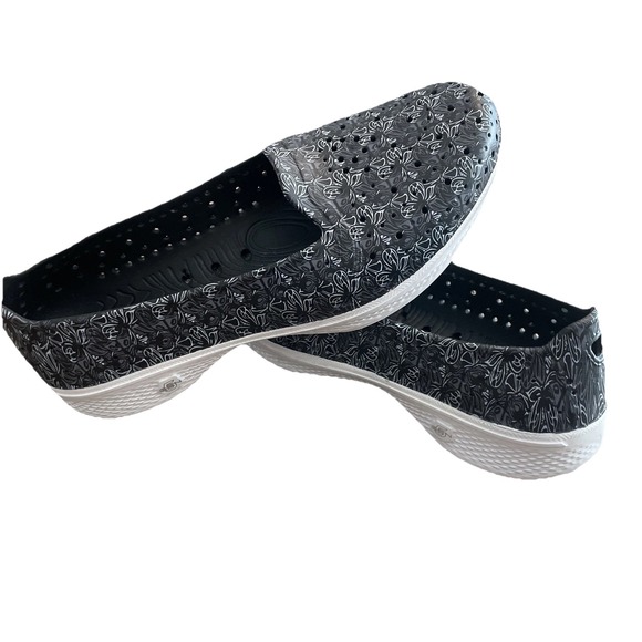Skechers Shoes - Skechers Women Water Slip Ons H2GO Black/Gray Print Flutter Water Shoes Sz 8 EUC